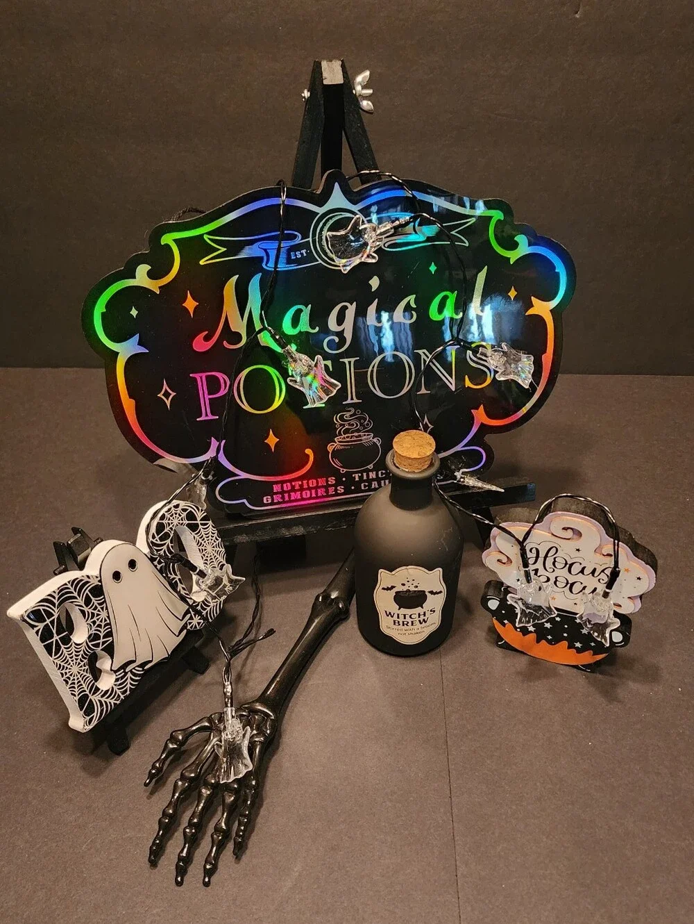 NEW 8 Pc.Halloween Magical Potions Display, Boo Ghost, And Others + Ghost Lights